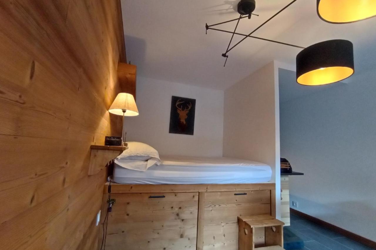 LUMINEUX 30 m avec BALCON- CENTRE VILLAGE Le Monêtier-les-Bains Extérieur photo