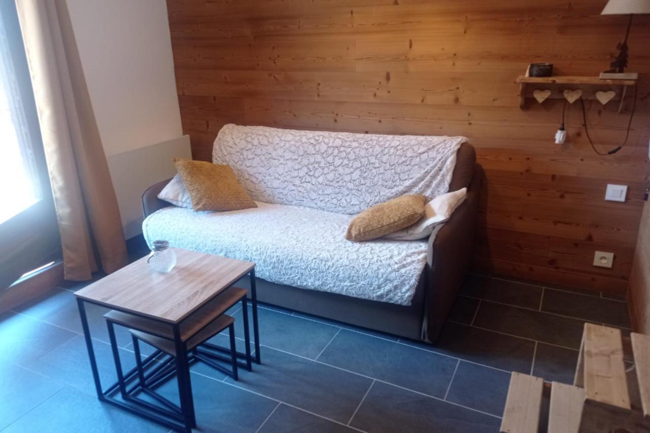LUMINEUX 30 m avec BALCON- CENTRE VILLAGE Le Monêtier-les-Bains Extérieur photo